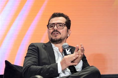 家庭影院D1 Y 開啟智能娛樂(lè)新紀(jì)元，實(shí)業(yè)投資的創(chuàng)新機(jī)遇